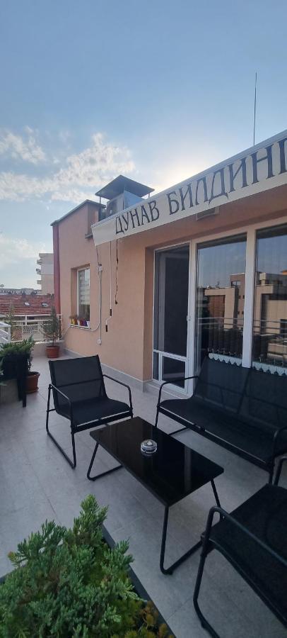 Дунав Билдингс 3 Pleven Buitenkant foto